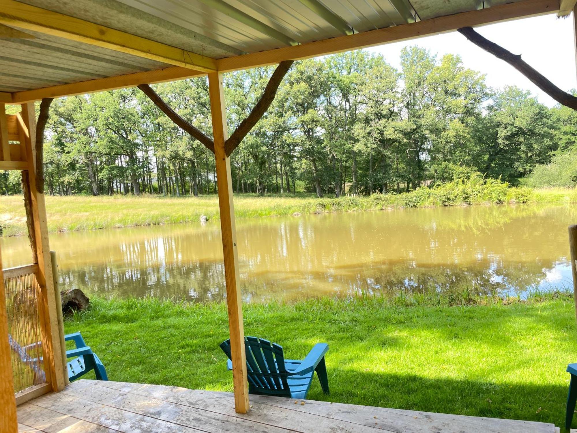 Gite Neuf Avec Jardin, Foret Et Etang Argenton Sur Creuse Exterior photo